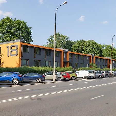 Batorego 18 - White - 450M Stacja Metra Pola Mokotowskie, 800M Biblioteka Narodowa, 20M Piekny Park Pola Mokotowskie, 800M Do Sgh - Wifi - Smart Tv - Good Apartments Warsaw Ngoại thất bức ảnh