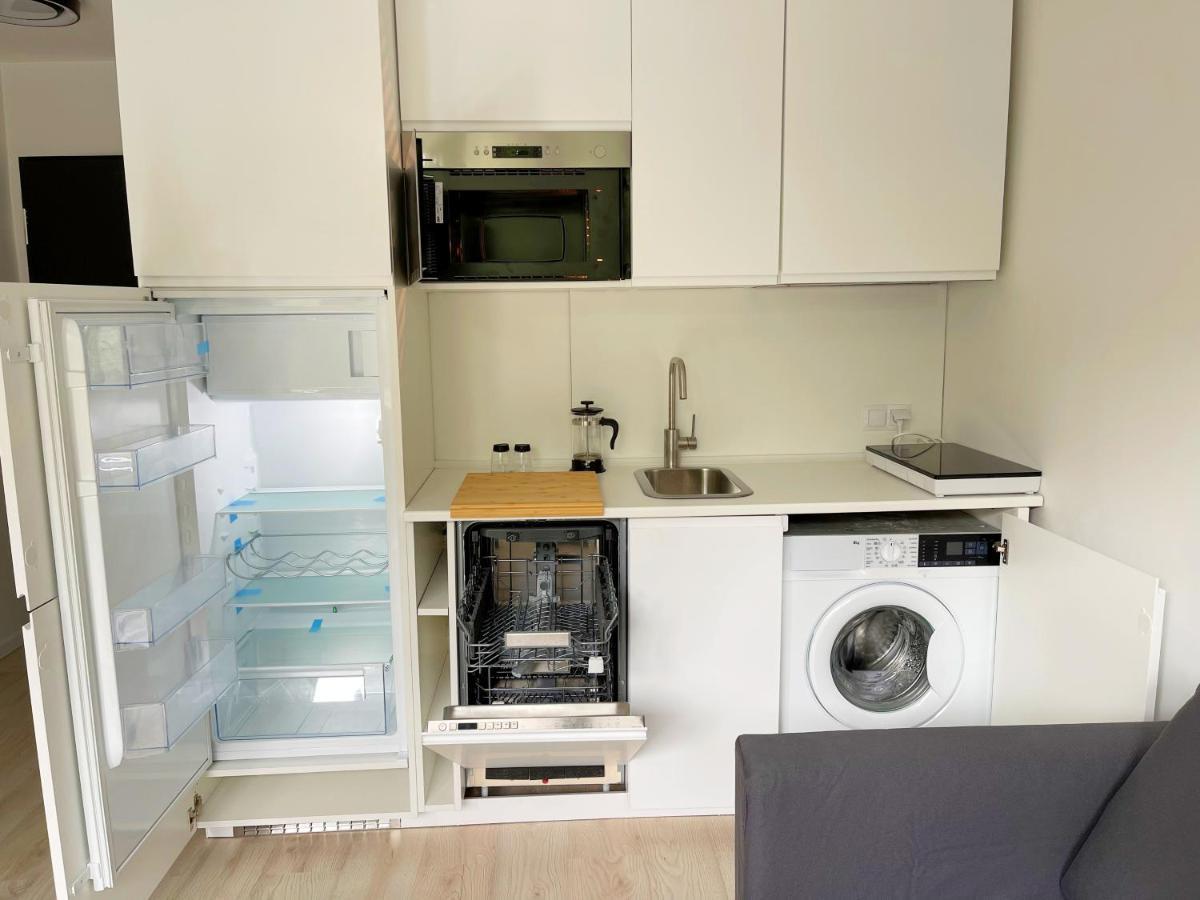 Batorego 18 - White - 450M Stacja Metra Pola Mokotowskie, 800M Biblioteka Narodowa, 20M Piekny Park Pola Mokotowskie, 800M Do Sgh - Wifi - Smart Tv - Good Apartments Warsaw Ngoại thất bức ảnh