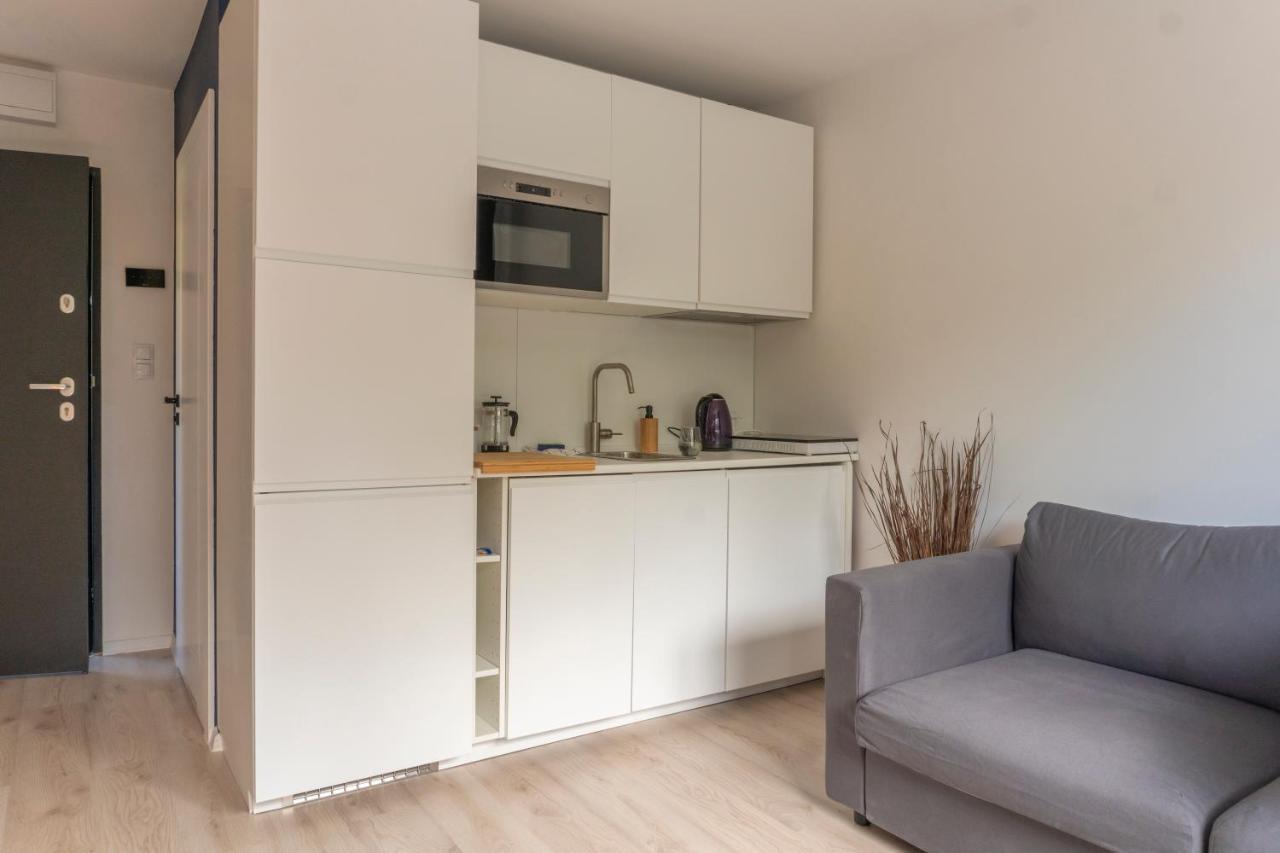 Batorego 18 - White - 450M Stacja Metra Pola Mokotowskie, 800M Biblioteka Narodowa, 20M Piekny Park Pola Mokotowskie, 800M Do Sgh - Wifi - Smart Tv - Good Apartments Warsaw Ngoại thất bức ảnh