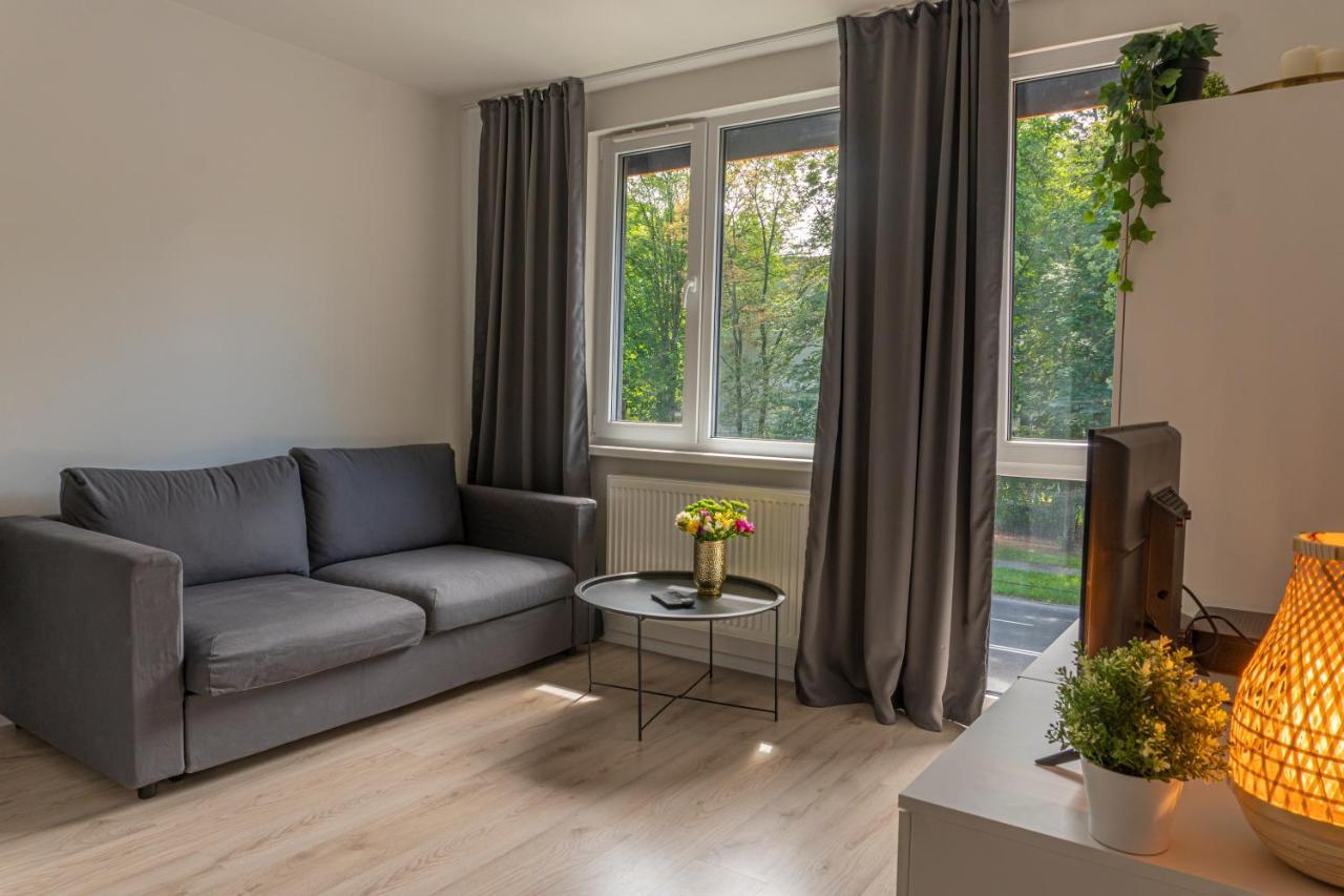 Batorego 18 - White - 450M Stacja Metra Pola Mokotowskie, 800M Biblioteka Narodowa, 20M Piekny Park Pola Mokotowskie, 800M Do Sgh - Wifi - Smart Tv - Good Apartments Warsaw Ngoại thất bức ảnh